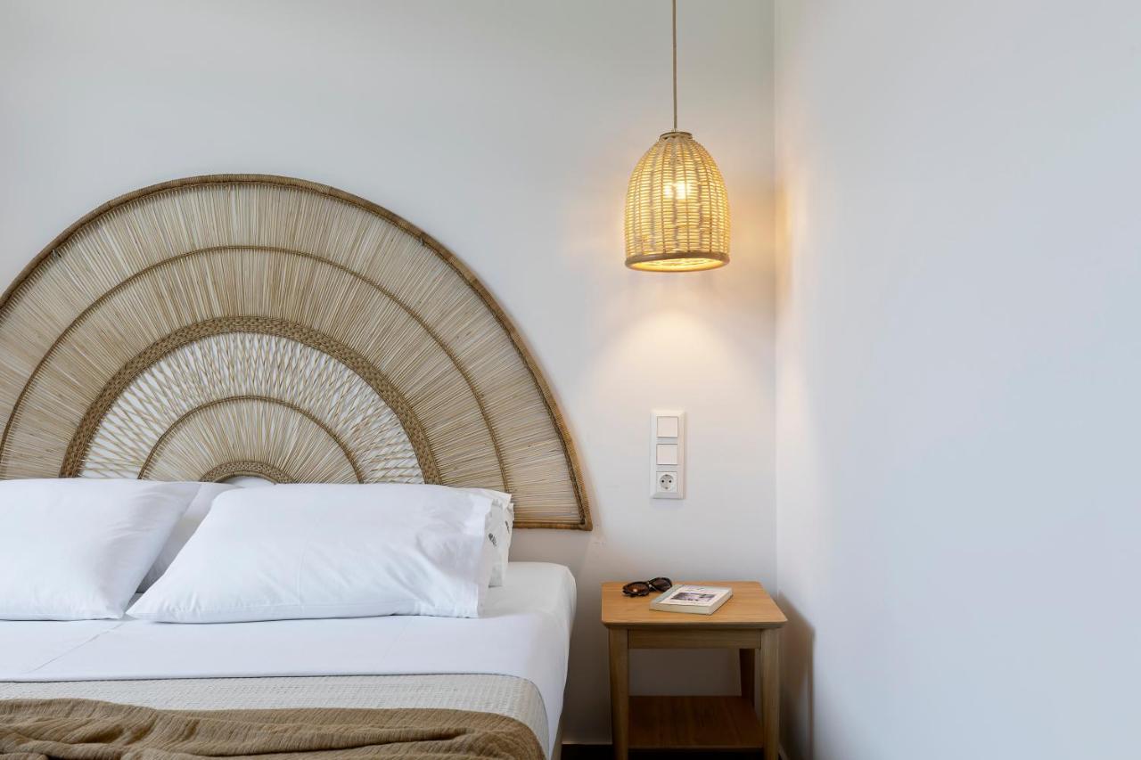 Lichnos Luxury Suites Sourpi Exteriör bild