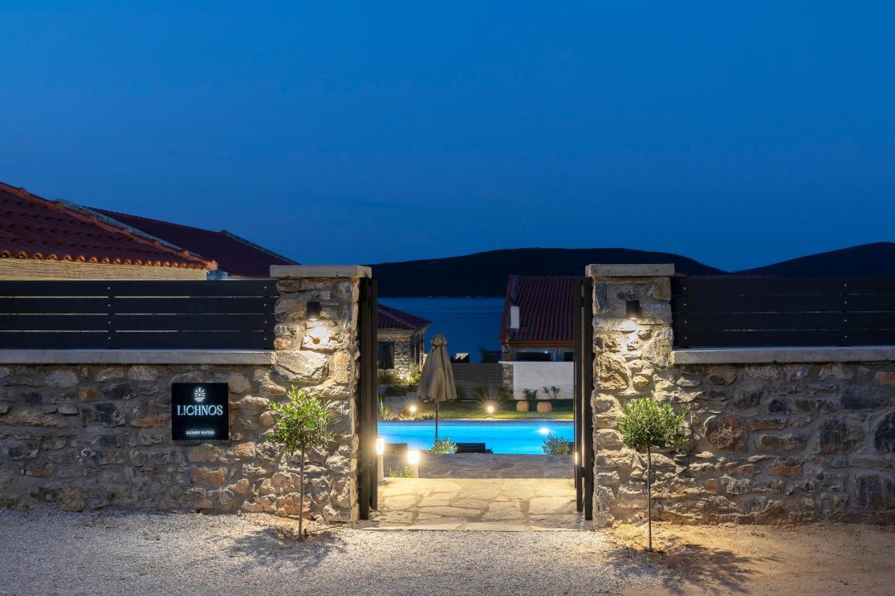 Lichnos Luxury Suites Sourpi Exteriör bild