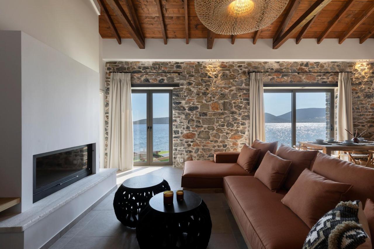Lichnos Luxury Suites Sourpi Exteriör bild