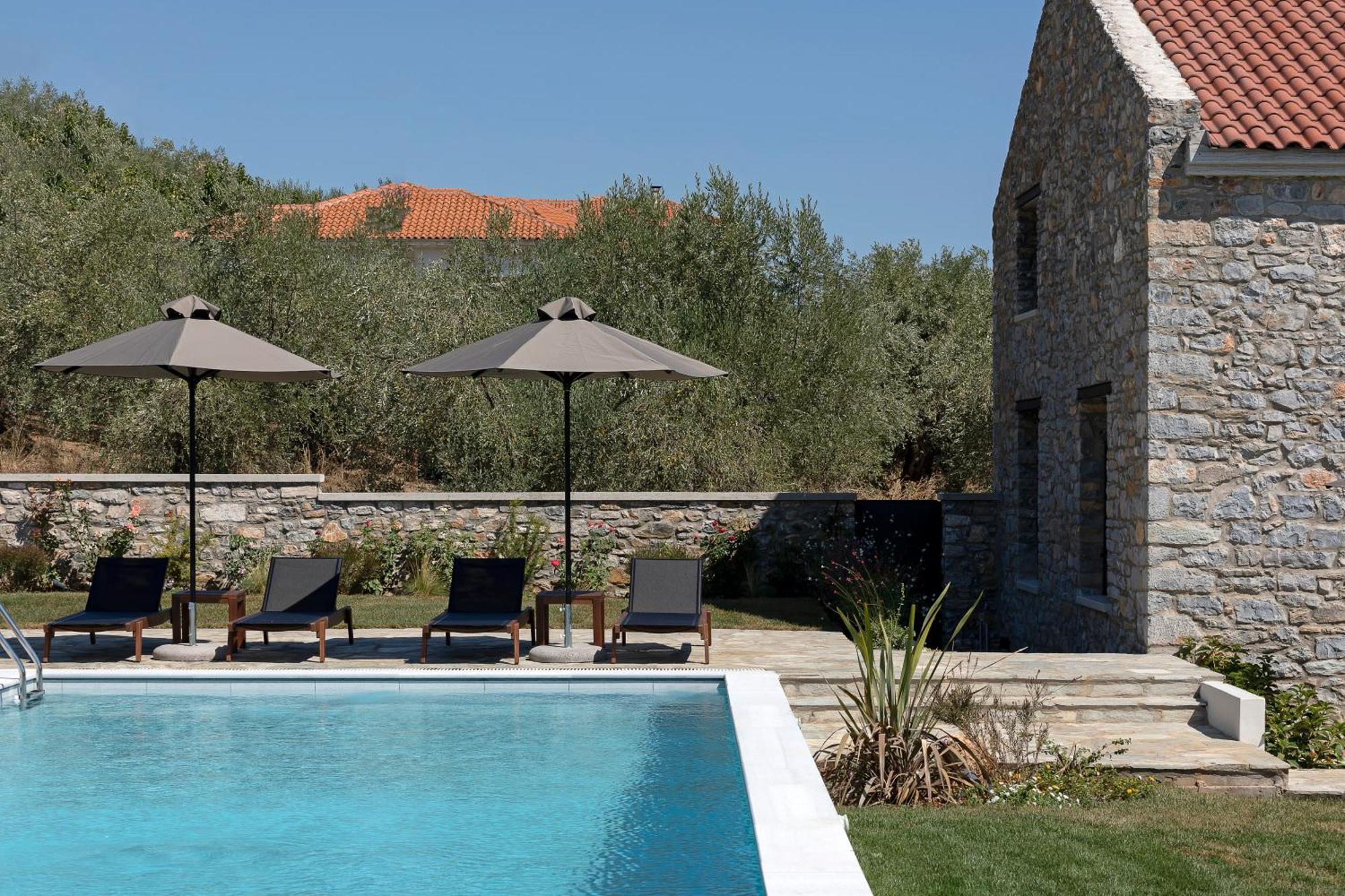 Lichnos Luxury Suites Sourpi Exteriör bild